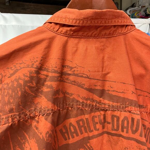 Harley Davidson Men's Holdout Shirt Large Orange Logo short sleeve button Up - Picture 12 of 15